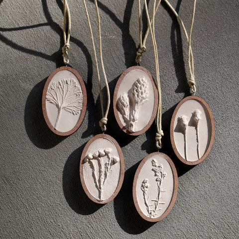 Botanical Cameos